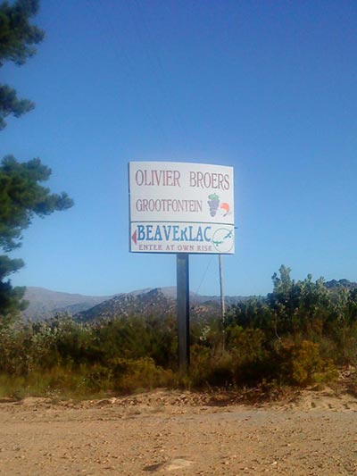 Beaverlac Sign